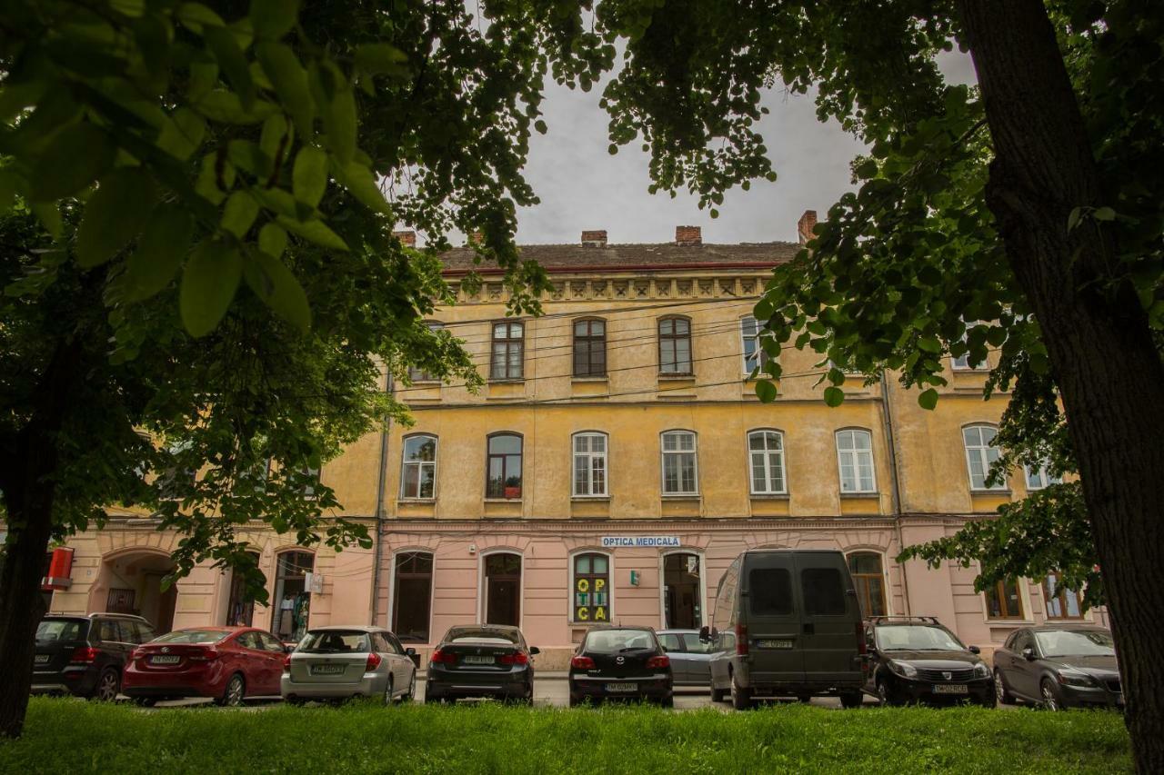 City Light Apartment Тимишоара Экстерьер фото